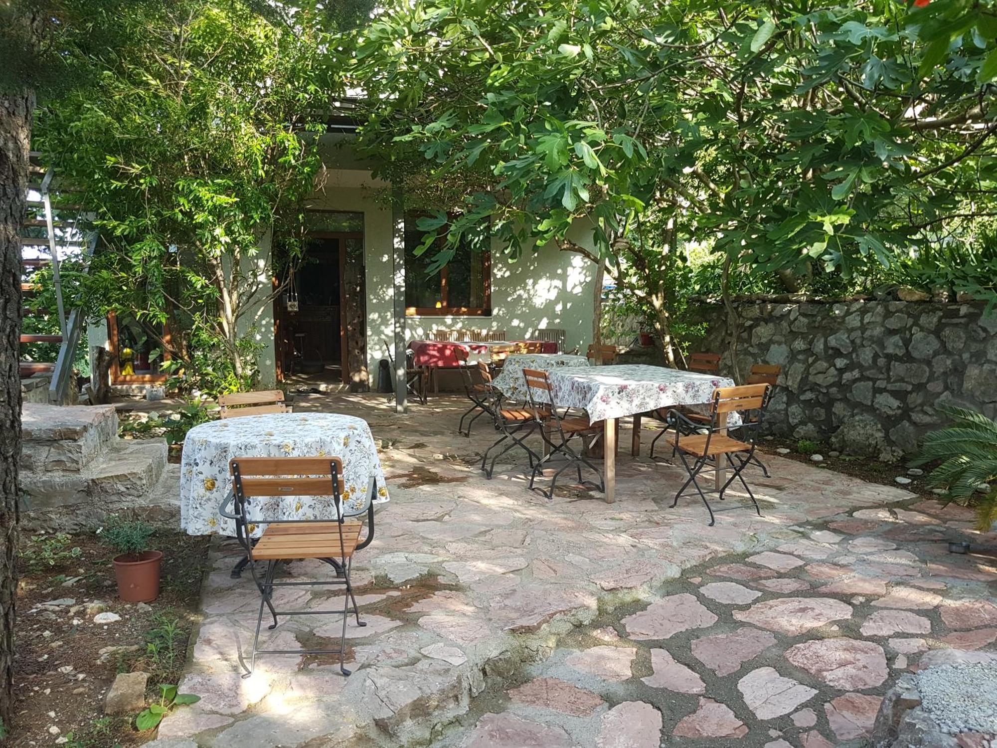 Adriatrek Bed & Breakfast Петровац Экстерьер фото