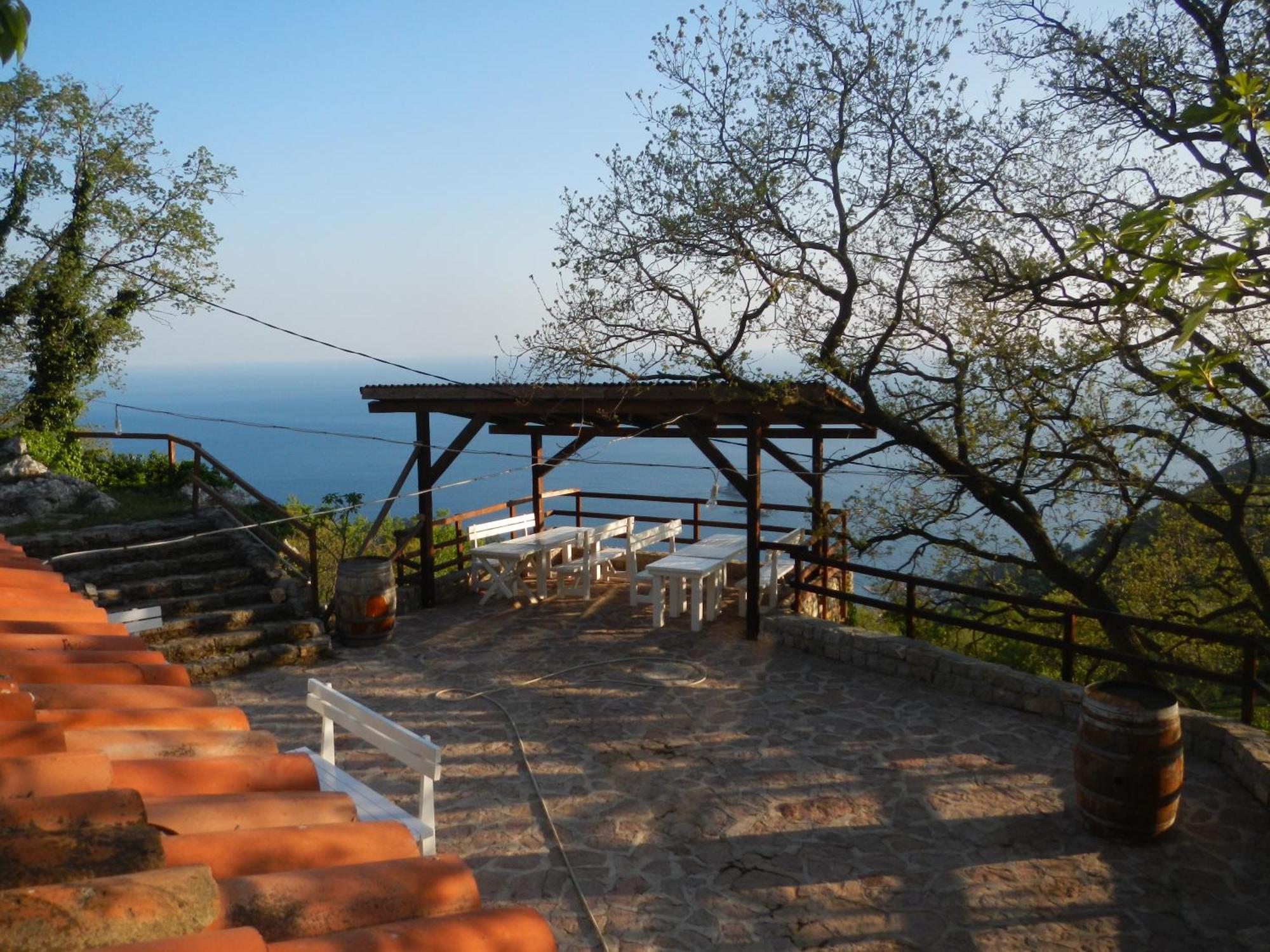 Adriatrek Bed & Breakfast Петровац Экстерьер фото